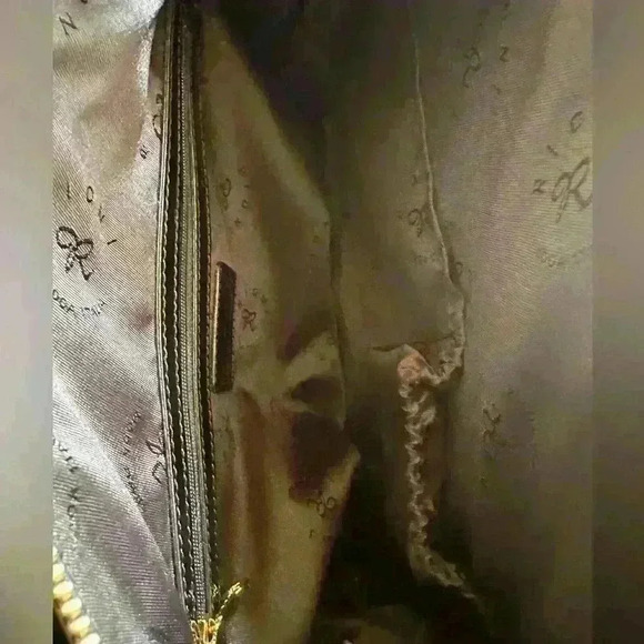 Rioni Italia Moda “The Lady” Quilted Signature Black Patent Leather Bag New! - Picture 13 of 16